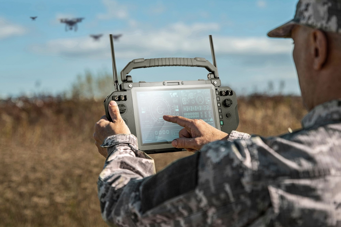 Getac_UX10 GCS_Scenario_Military_251211